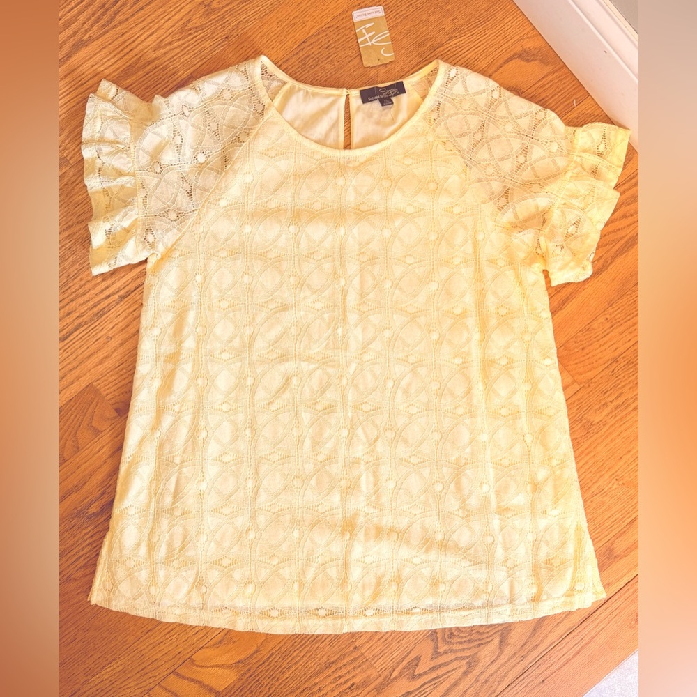 NEW Butter Yellow Women's Lace Blouse Spring Easter Cottagecore Ruffle Sleeve